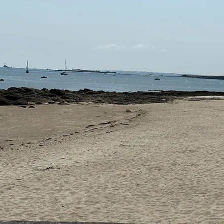 Spacieux Et Clair Proche Des Plages De La Baie Appartamento *